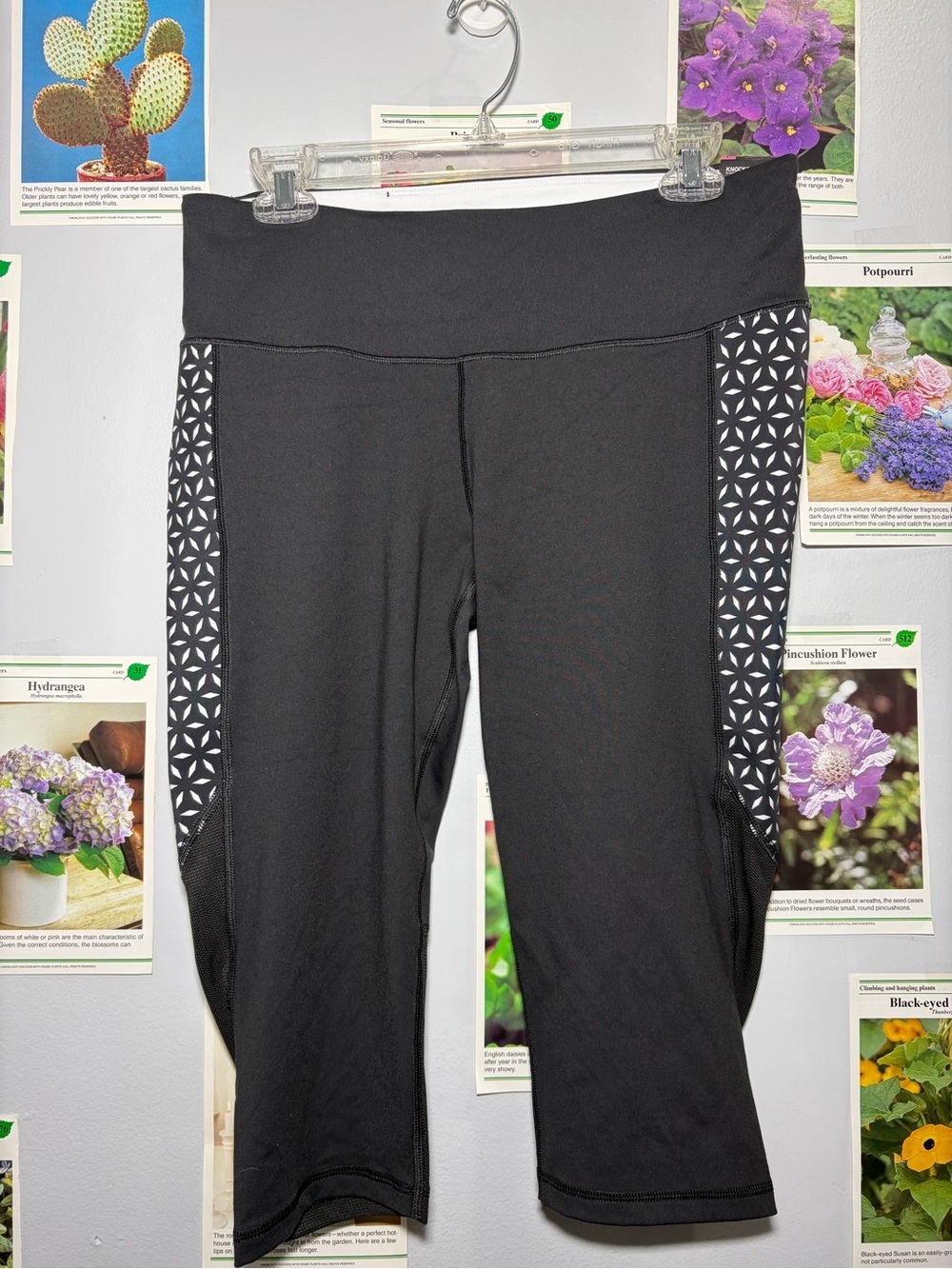 Victoria's Secret Black Cropped Leggings with Geometric Side Panels
